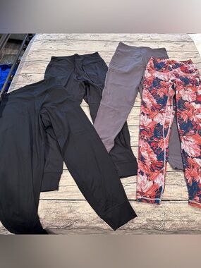 4-Pack Women's Amazon Active Pants 1 Legging 3 Joggers; Colorful Koala Medium
